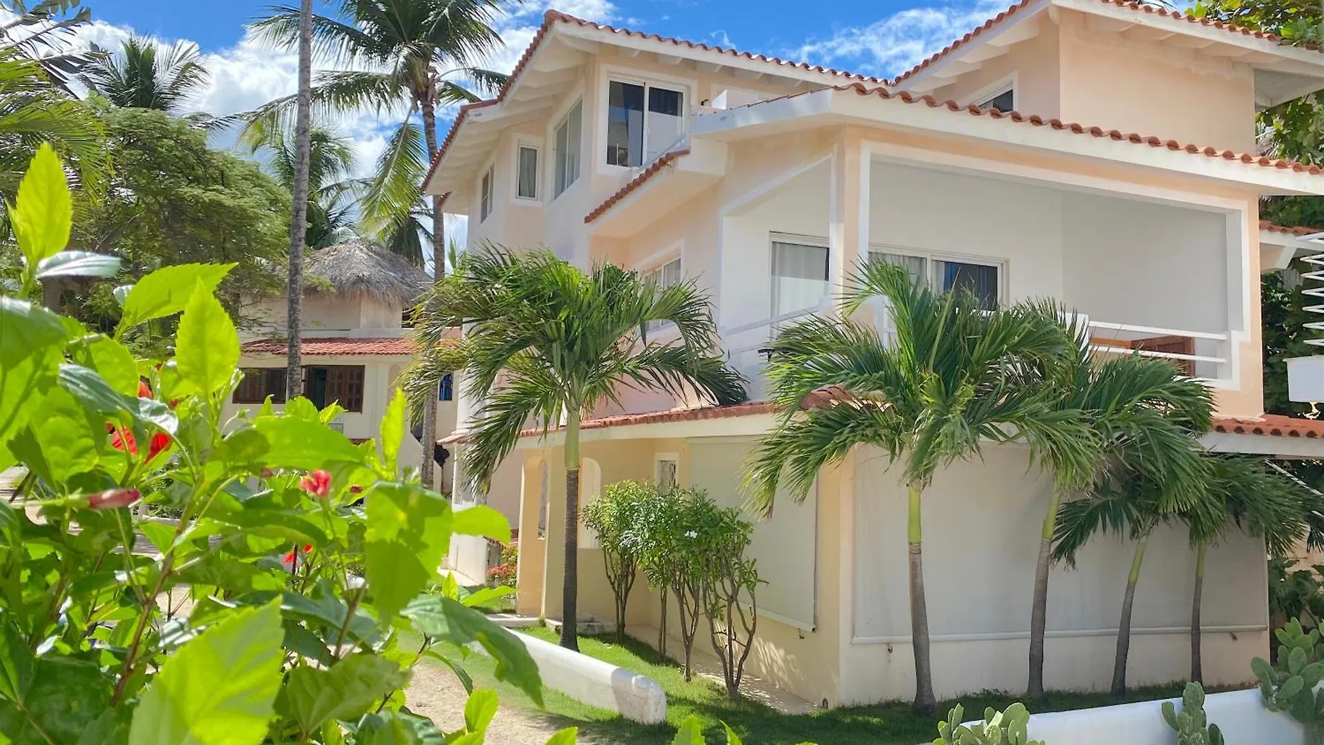 Hotel Los Corales Villas And Suites - Beach Club, Spa, Restaurants Punta Cana