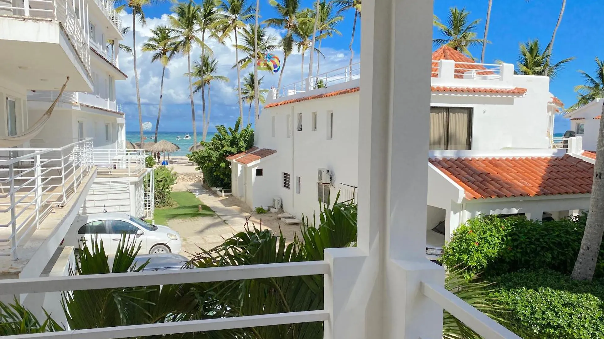 Los Corales Villas And Suites - Beach Club, Spa, Restaurants Punta Cana Hotel