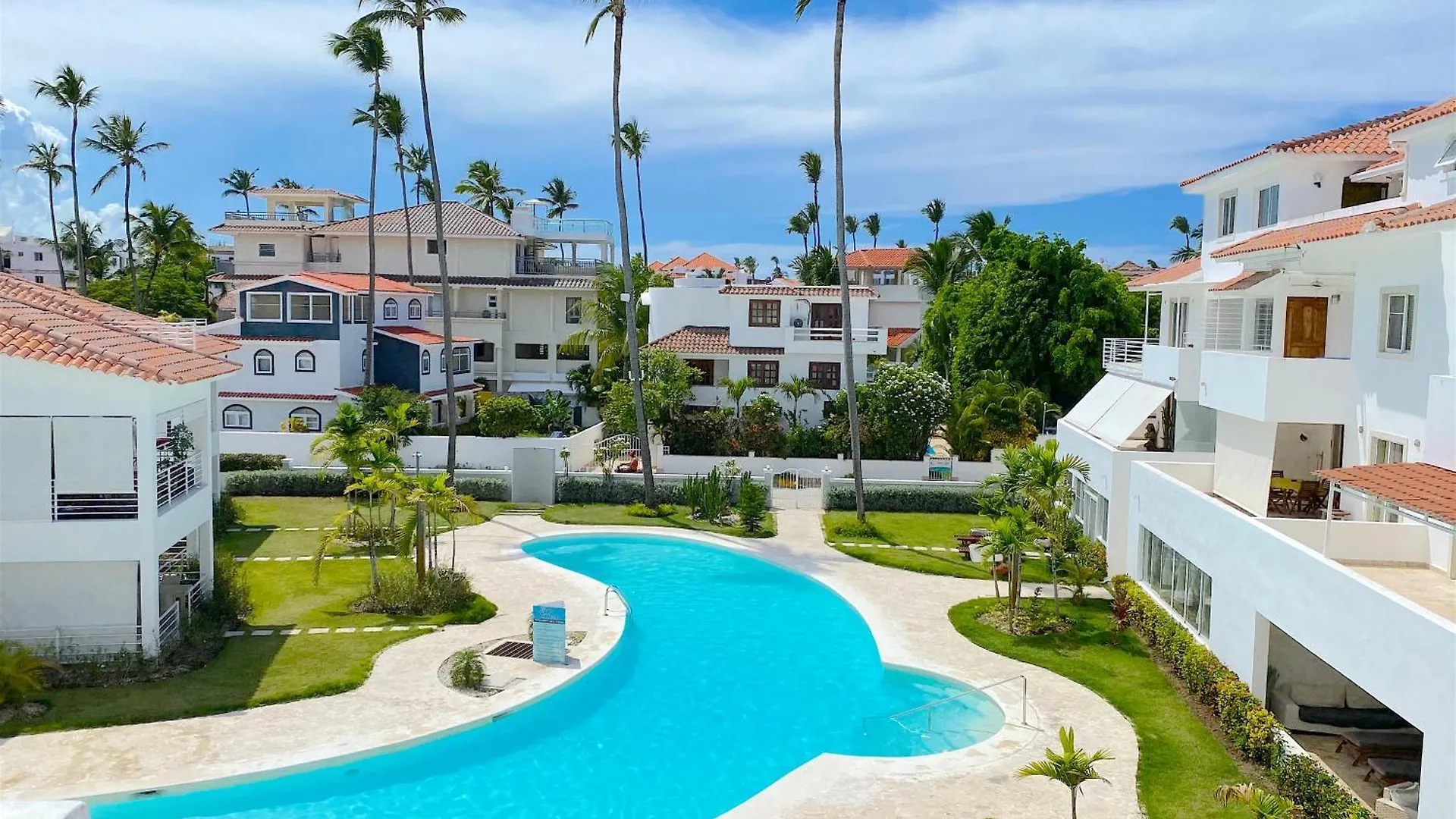 Los Corales Villas And Suites - Beach Club, Spa, Restaurants Punta Cana