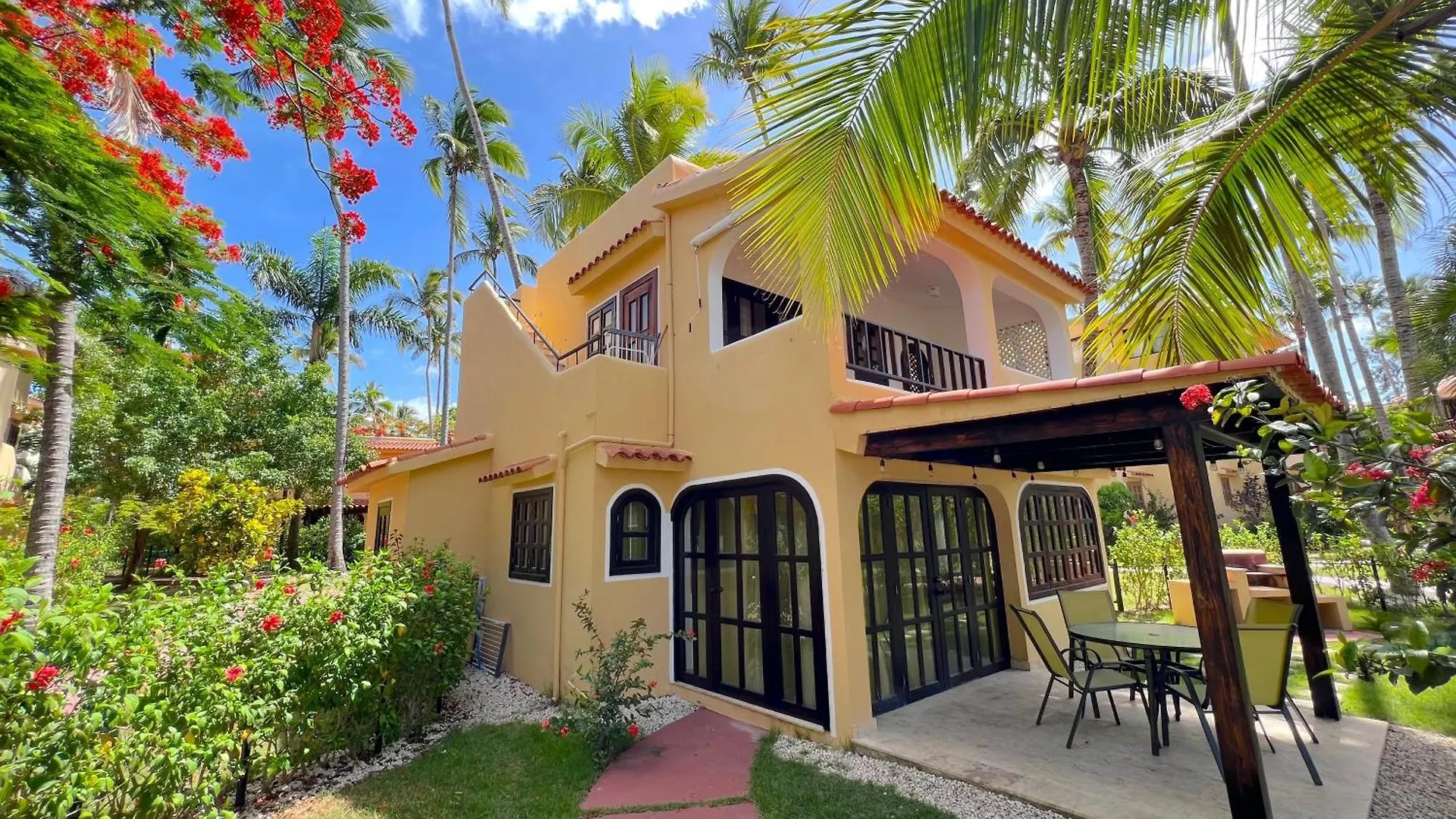 Los Corales Villas And Suites - Beach Club, Spa, Restaurants Punta Cana Dominican Republic