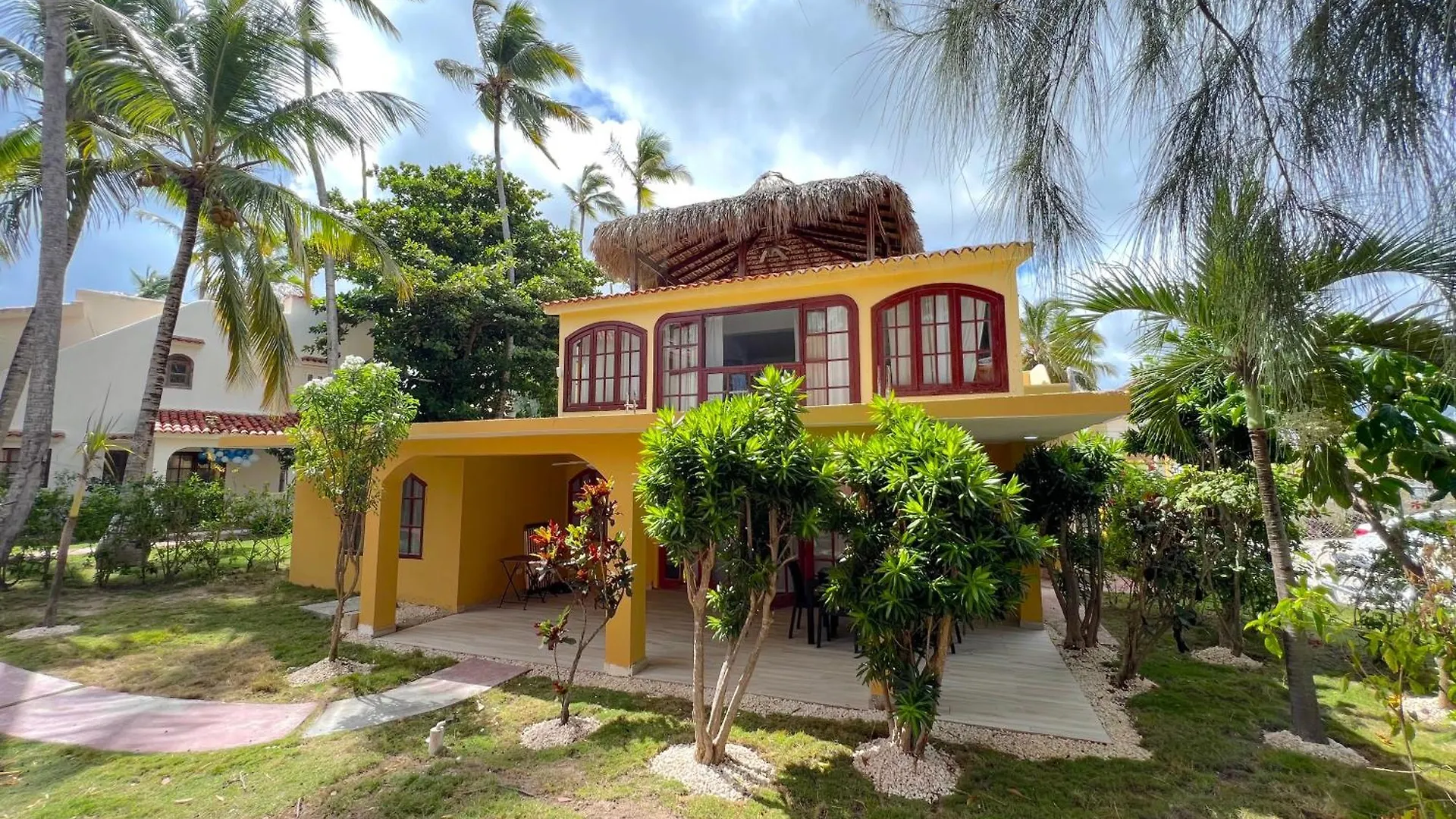 Los Corales Villas And Suites - Beach Club, Spa, Restaurants Punta Cana